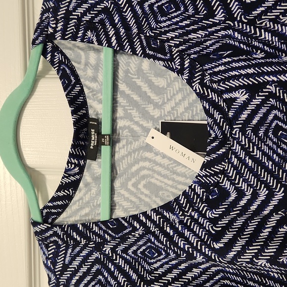 Premise Dresses - shift dress - Picture 2 of 5